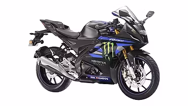 Yamaha R15 V4